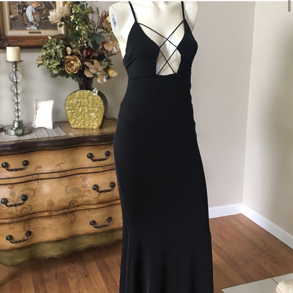 LF seek black gown dress